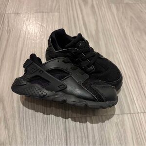 Nike Toddler Huarache Run sneakers
